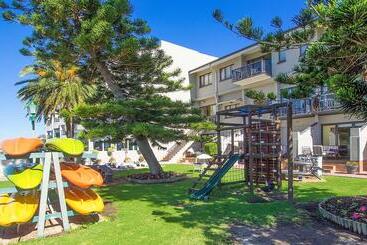 בית מלון כפרי Hartenbos Lagoon Resort