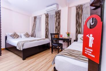 Отель Kathmandu City