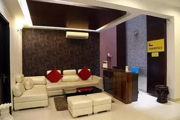 Hotel OYO 18851 Smart Signature