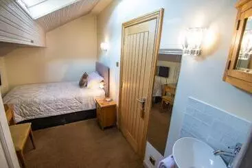 Bed and Breakfast Laundimer House