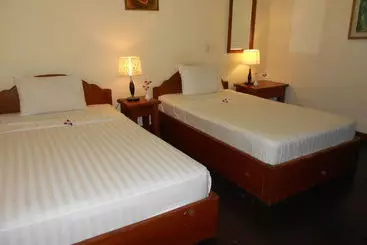 Отель Mayfair Boutique Angkor Villa