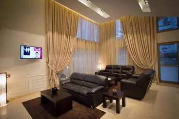 מלון דירות Mantinia Bay