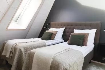 בית מלון כפרי Glass Resort