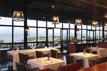 Отель Klapa Resort