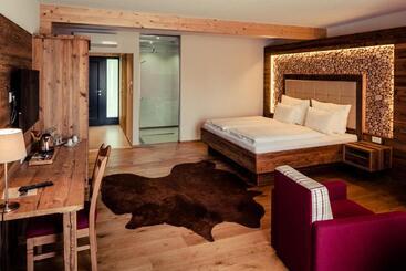 فندق Novinka! Zimní Villa Resort & Organic Spa