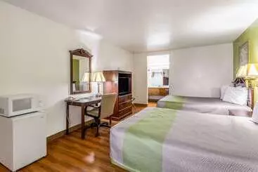 Мотель Rodeway Inn