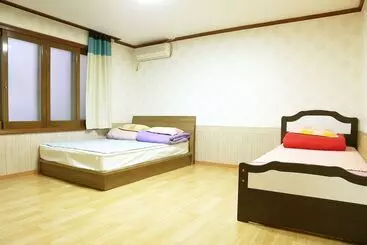 Seoul Myeongdong Stay   Hostel