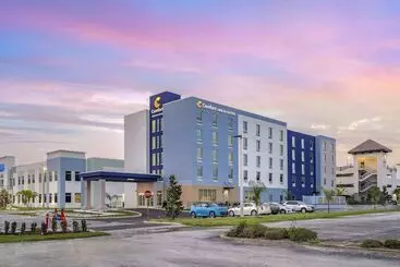 Hotelli Comfort Inn & Suites New Port Richey Downtown District