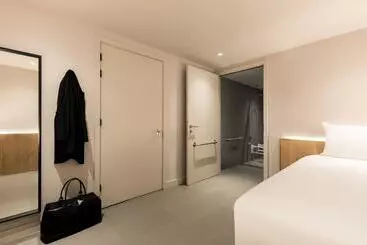 Zedwell Underground Hotel Tottenham Court Rd