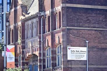 Пансион Kunda House Bournbrook