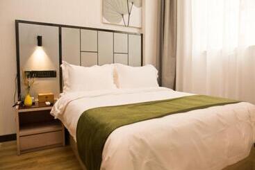 Hotel Greentree Inn Xinjiang Kashgar Food Street