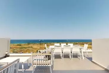 Periyiali Konnos Villas Beach Resort