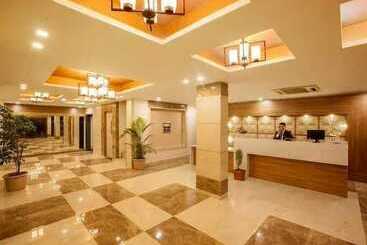 فندق Presidency Landmark