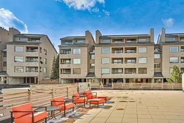 ホテル Snowblaze Condominiums E103