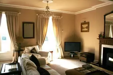 ベッドアンドブレックファースト The Old Parsonage Country House