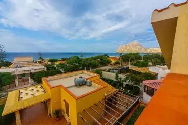 Aparthotel Casa Vacanze L Orizzonte