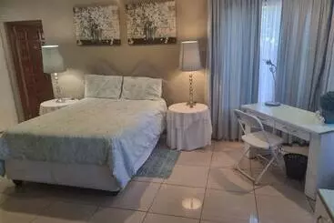 تختخواب و صبحانه Casa Marion