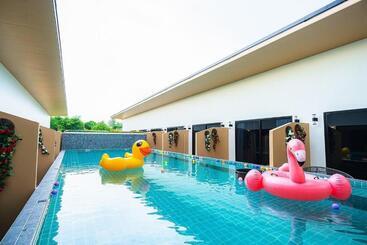 Fresh Resort Pattaya