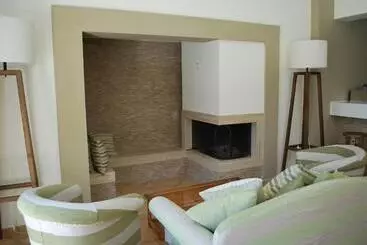 کلبه Feudo Del Biviere