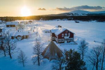 Отель Aurora Estate
