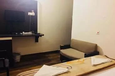 Hotel Sita Palace On Heritage Ghats Of Benaras