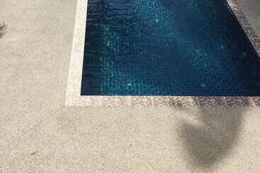 בית מלון כפרי Spy Home