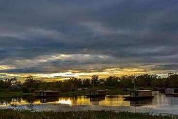 ホテル Village Toue Du Domaine Des Demoiselles