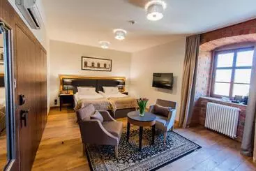 בית מלון כפרי Zamek Topacz