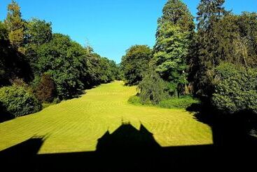 민박 Château De La Rose