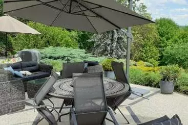 Aamiaismajoitus (B&B) Les Deux Chenes