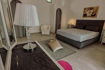 펜션 Soffio Del Salento