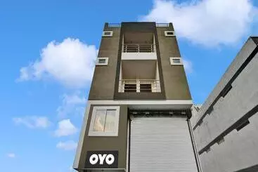 ホテル Oyo Flagship 81131  Dr Greens