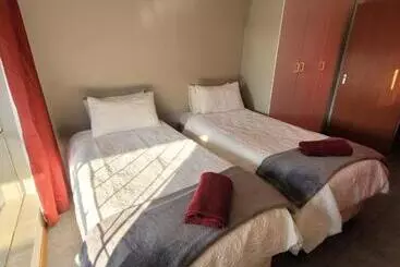 Pension 29b Zebra Street   Inhimwe Guesthouse
