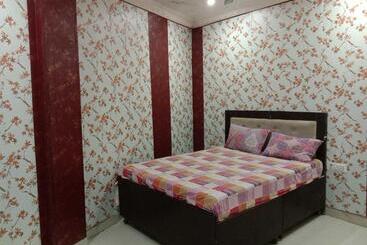 فندق Oyo 81095 Green Velly