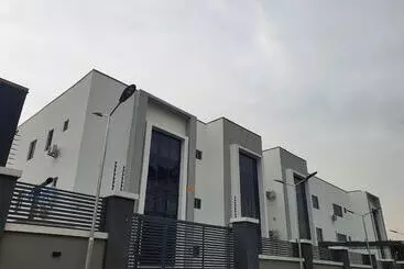 Tranquila Hotels And Suites Abuja
