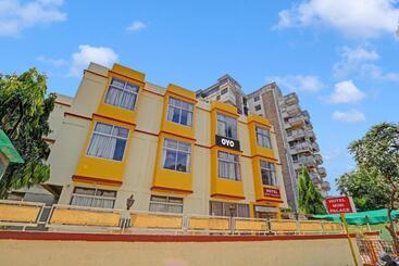 Hotel Oyo Flagship 80463  Mini Palace