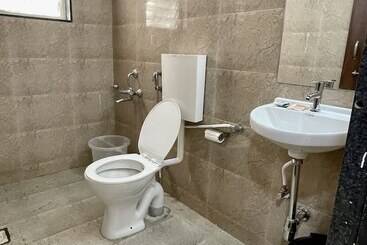 Staybird   Silver Oak, An Apartment Hotel, Kharadi