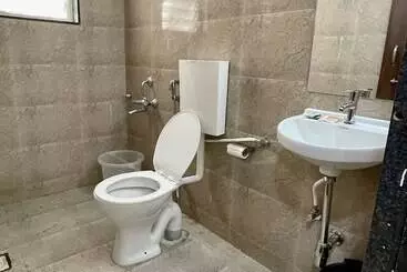Staybird   Silver Oak, An Apartment Hotel, Kharadi