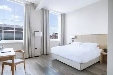 School Lane Hotel In Liverpool One