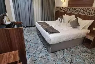 فندق بياك أوتيل الروضة