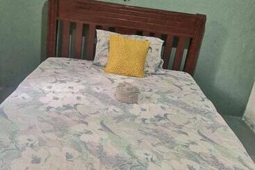 ベッドアンドブレックファースト Saza Adventures