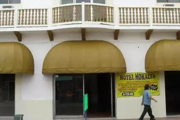 فندق Morales Inn