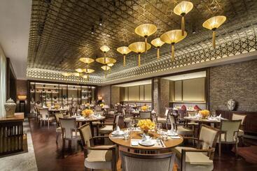 בית מלון כפרי Pullman Resort Xishuangbanna