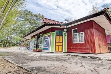 هتل Oyo 92331 Rindu Sempadan Cottage