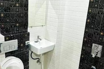 Hotel Raj   Near Railway Station , Haridwar