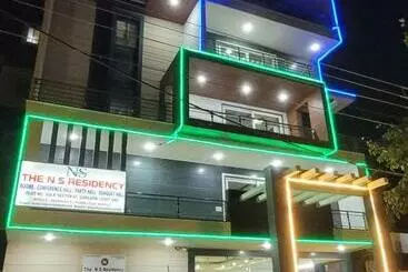 Hotel Blueneck Sec 47 Near Ikea Gmp Gurugram