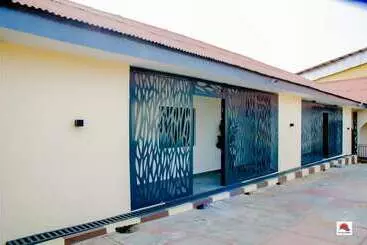 هتل Horizon Suites