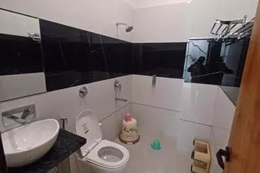 Otel Ujjain Pride