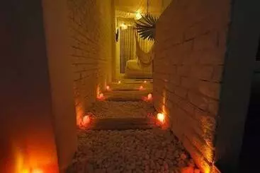 Language Exchange Hotel 3