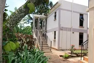 Pensionat Golden Cherries Guest House